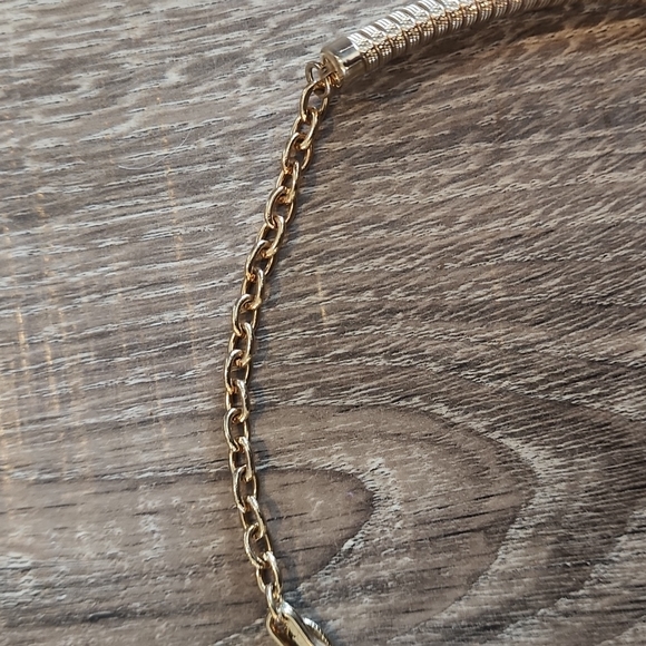 Vintage Sarah Coventry Goldtone Necklace - Picture 6 of 9